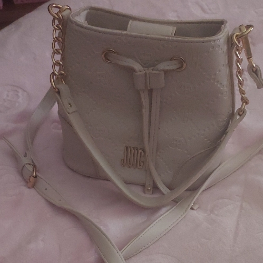 Juicy Couture Cream Gold Shoulder Bag with Chain Strap